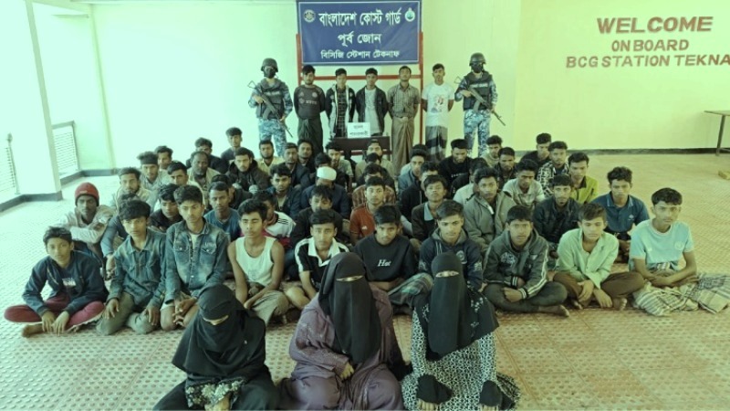 সাগরপথে মালয়েশিয়ায় পাচারকালে নারী ও শিশুসহ উদ্ধার ৫৫, আটক ৫