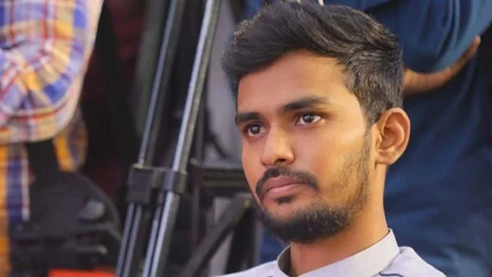 রাষ্ট্রপতির বিস্ফোরক সাক্ষাৎকার নিয়ে প্রতিক্রিয়া জানালেন আসিফ মাহমুদ 