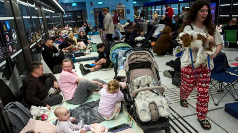 ইরানি ক্ষেপণাস্ত্র হামলায় ইসরায়েলজুড়ে আতঙ্ক, বাঙ্কারেও স্বস্তি পাচ্ছে না