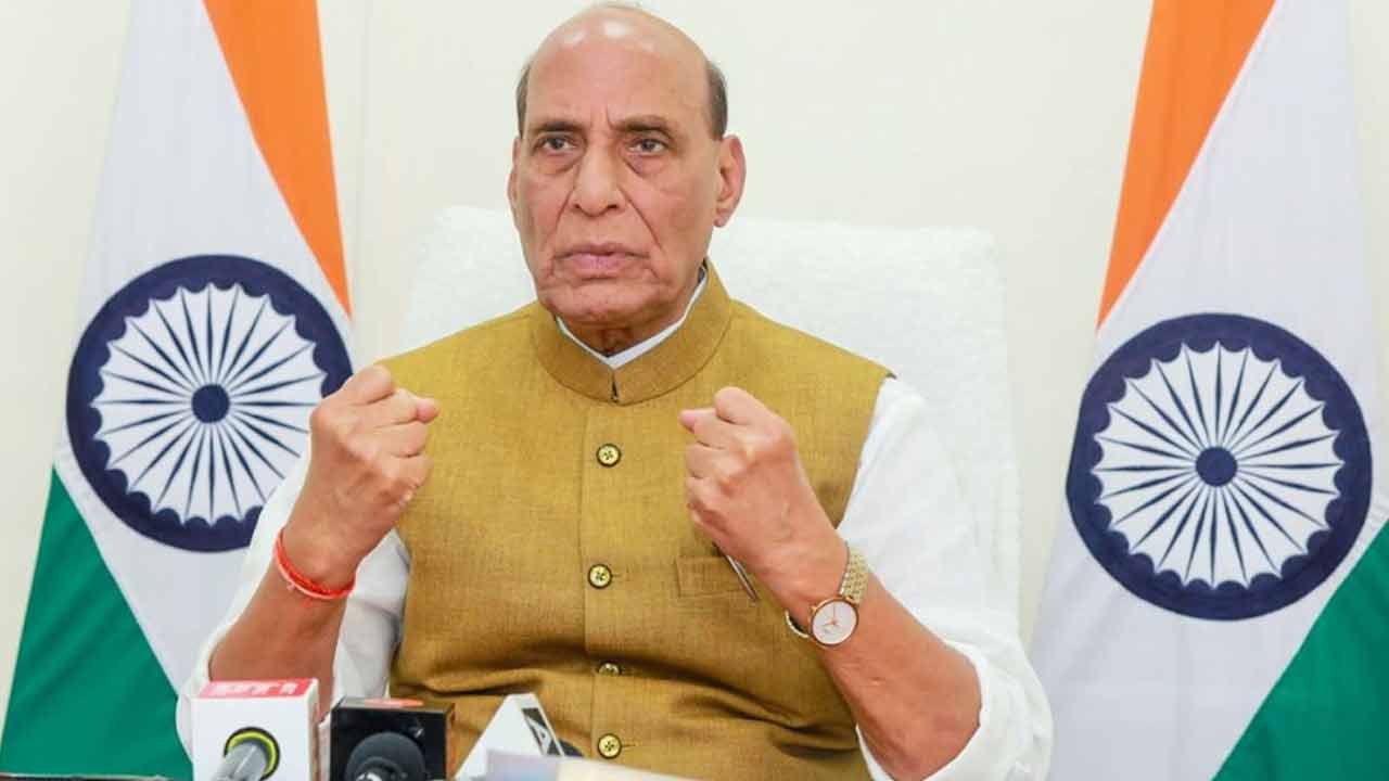 প্রধান উপদেষ্টার বিবৃতির শব্দ চয়ন নিয়ে ‘সতর্ক থাকার’ আহ্বান: রাজনাথ সিং