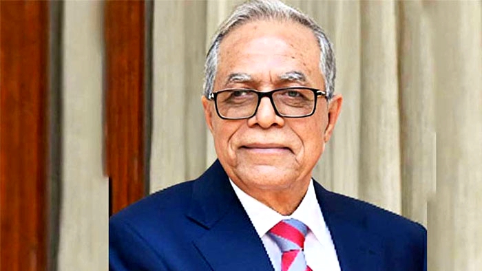 মধ্যরাতে দেশ ছাড়লেন সাবেক রাষ্ট্রপতি আবদুল হামিদ