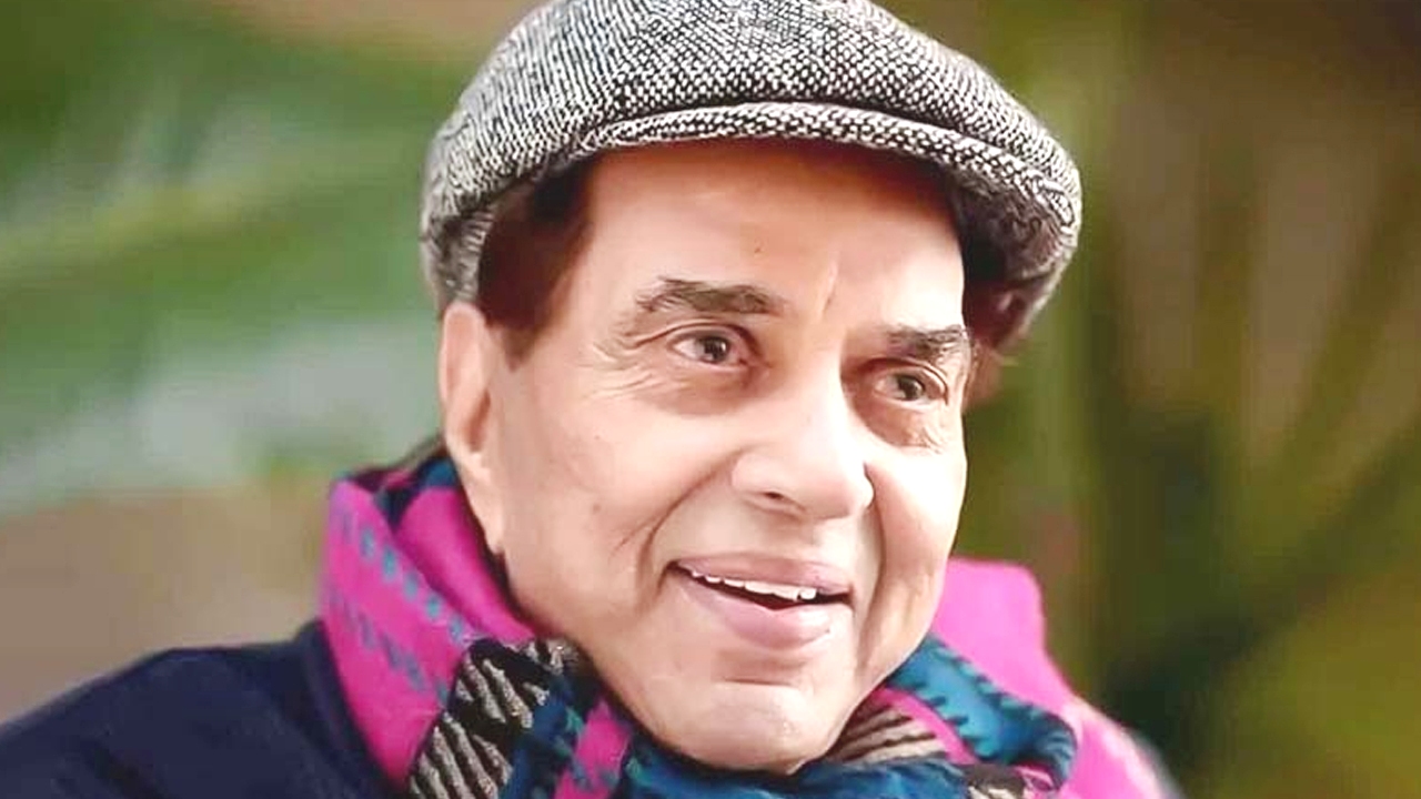 ধর্মেন্দ্রের ‘মৃত্যুর’ খবরে মিডিয়ার ওপর হেমা মালিনীর ক্ষোভ